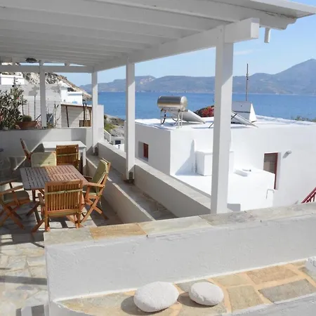 Thalassophile Eco House Plaka (Milos)
