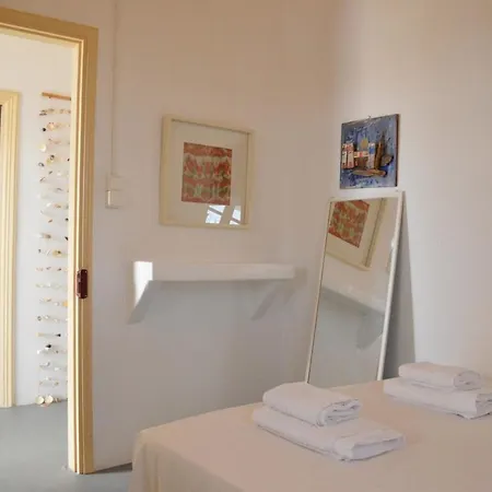 Thalassophile Eco House