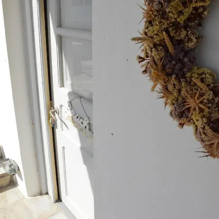 Thalassophile Eco House Plaka (Milos)